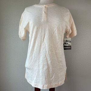 NWT Avalanche Men’s Tee Size L